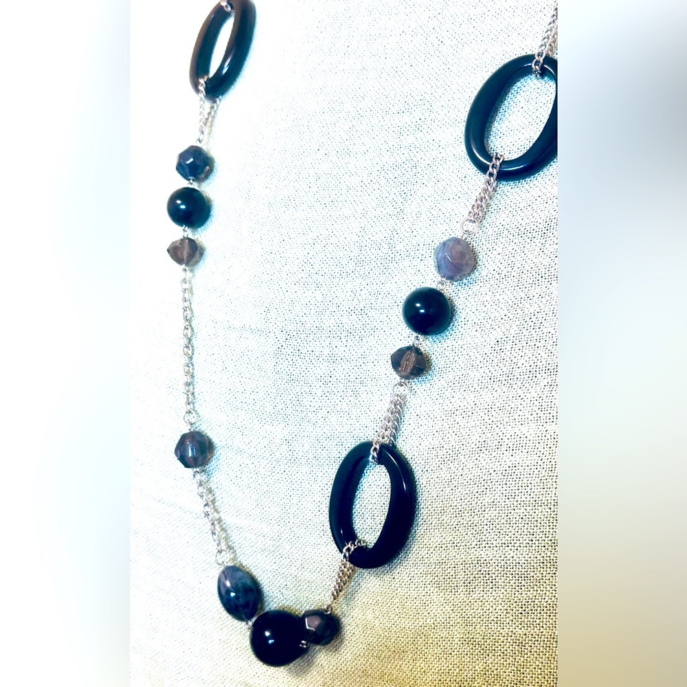 Elegant Black and Silver Necklace